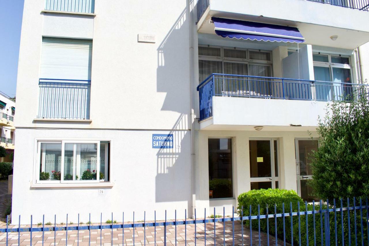 App4Rent Saturno 4 - Family Apartment, Wifi, Parking Lido di Jesolo Luaran gambar