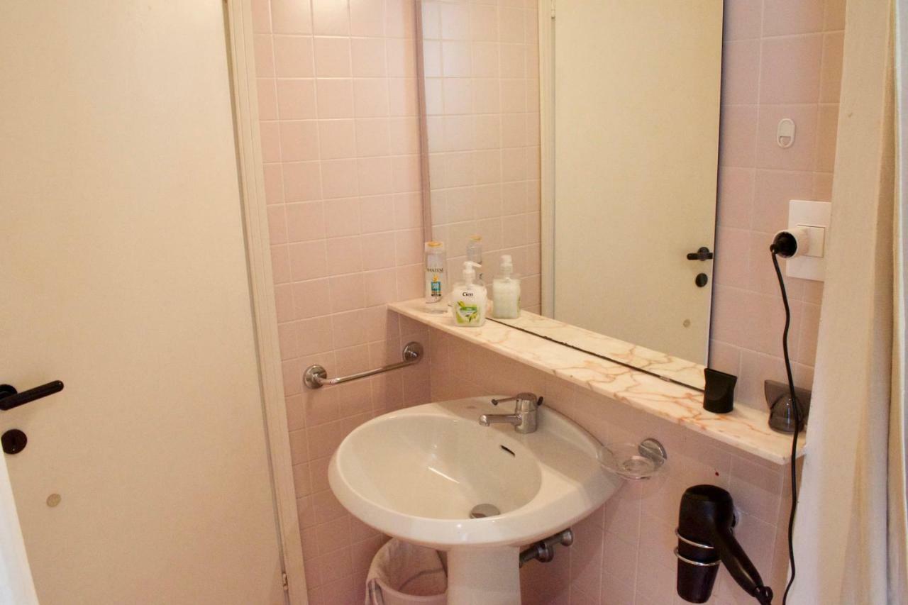 App4Rent Saturno 4 - Family Apartment, Wifi, Parking Lido di Jesolo Luaran gambar