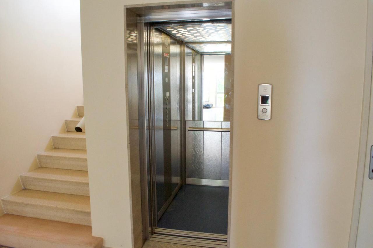 App4Rent Saturno 4 - Family Apartment, Wifi, Parking Lido di Jesolo Luaran gambar