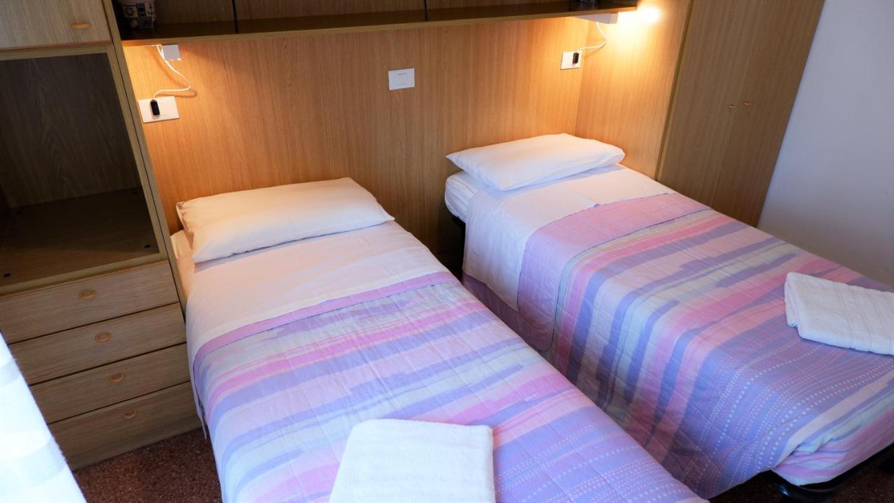 App4Rent Saturno 4 - Family Apartment, Wifi, Parking Lido di Jesolo Luaran gambar